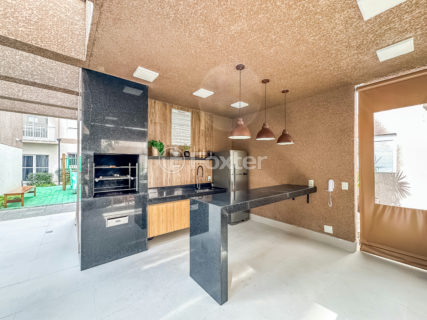 Image 30 - 1030741
