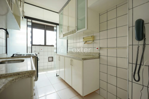 Image 23 - 1030754