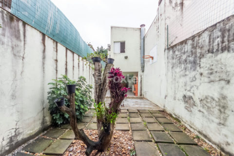Image 35 - 1030761