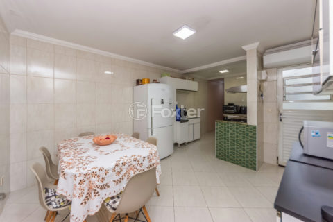 Image 3 - 1030761