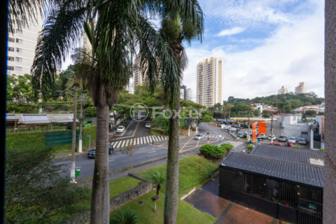 Image 15 - 1030765