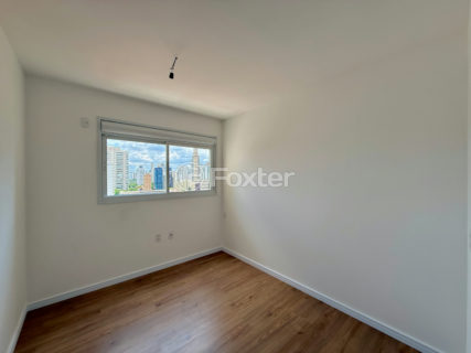 Image 30 - 1030767