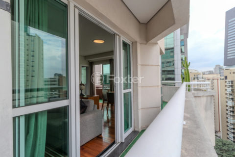 Image 11 - 1030771