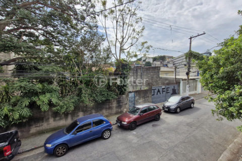 Image 40 - 1030773