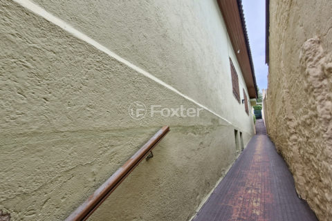 Image 31 - 1030773
