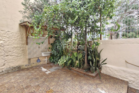 Image 29 - 1030773