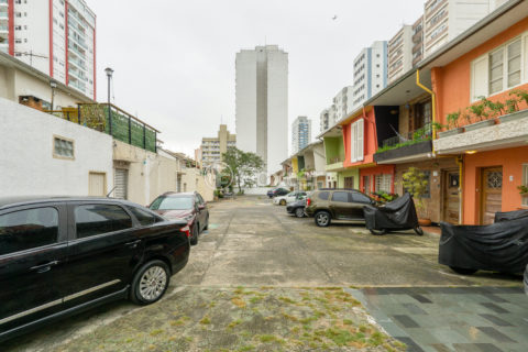 Image 42 - 1030781