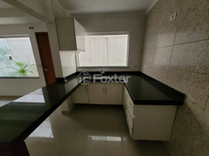 Image 8 - 1030786