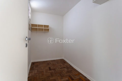 Image 21 - 1030791