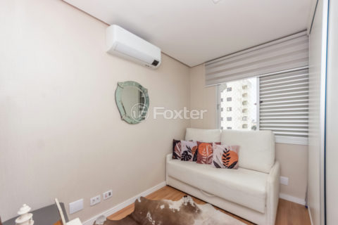 Image 35 - 1030803