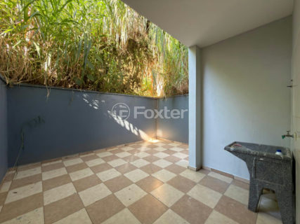 Image 7 - 1030804