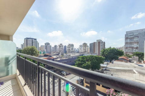 Image 18 - 1030807