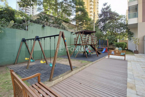 Image 73 - 1030808