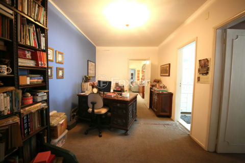 Image 32 - 1030816