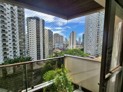 Image 8 - 1030819