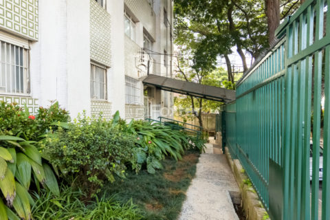 Image 38 - 1030830