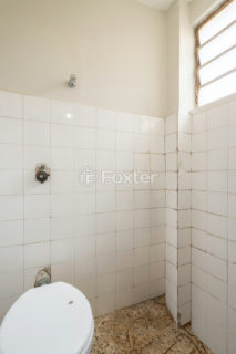Image 33 - 1030830