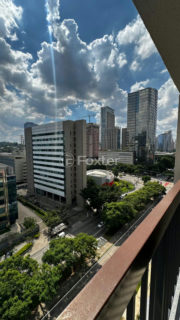 Image 17 - 1030840