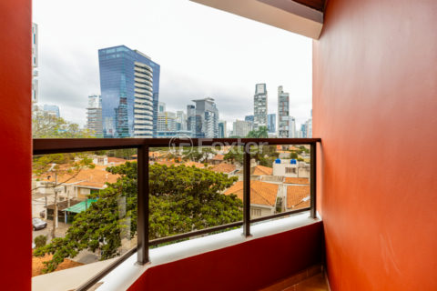 Image 37 - 1030847