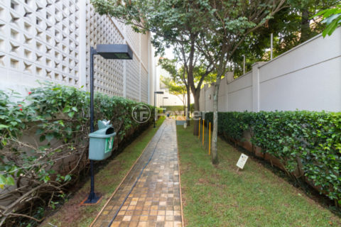 Image 96 - 1030850