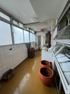 Image 6 - 1030852
