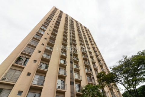 Image 33 - 1030859
