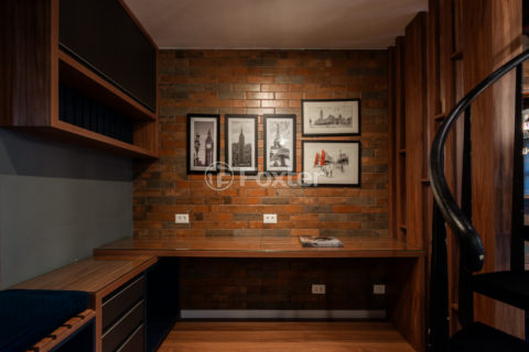 Image 2 - 1030863