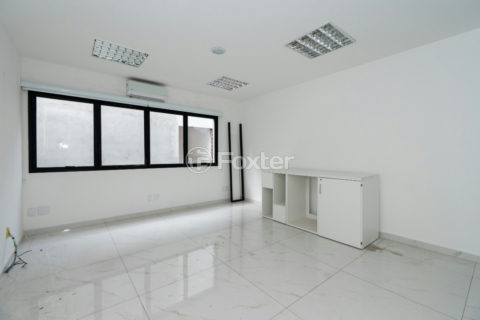 Image 35 - 1030869