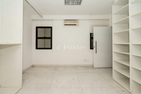 Image 7 - 1030869