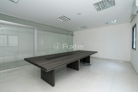Image 37 - 1030869