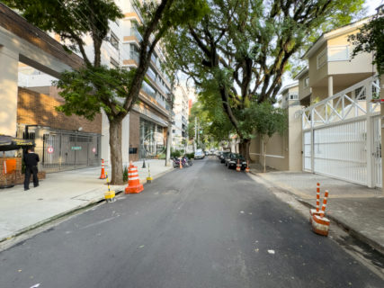 Image 37 - 1030875
