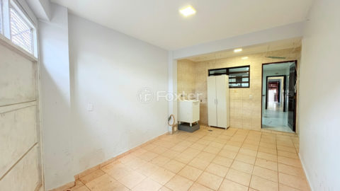 Image 30 - 1030878