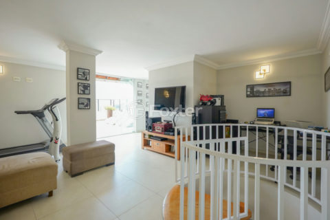 Image 31 - 1030879