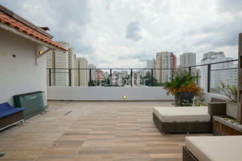 Image 41 - 1030879