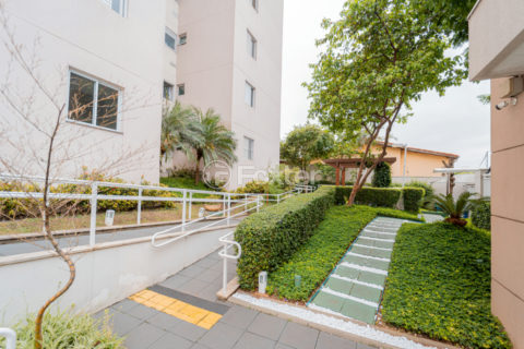 Image 32 - 1030903