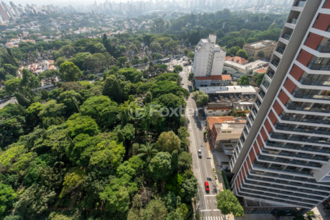 Image 23 - 1030916