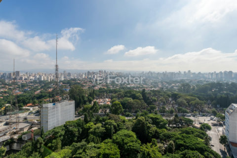Image 22 - 1030916