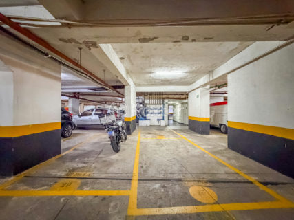Image 38 - 1030924
