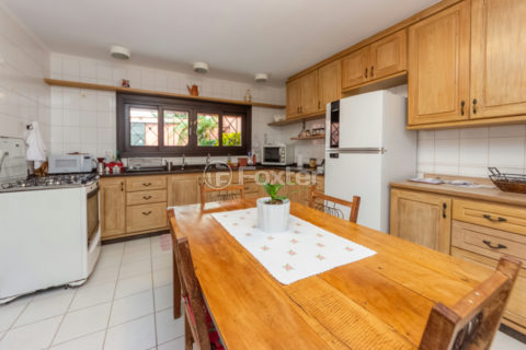 Image 34 - 1030925