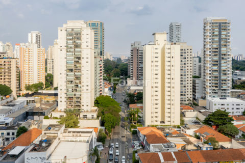 Image 24 - 1030928
