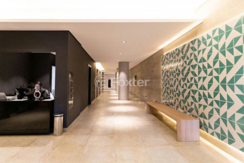 Image 7 - 1030931