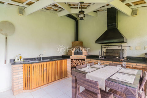 Image 25 - 1030933