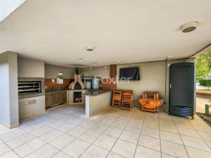 Image 33 - 1030943