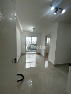 Image 1 - 1030946