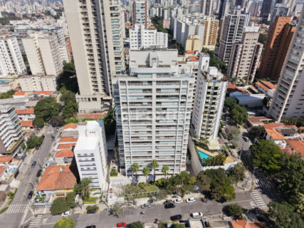 Image 32 - 1030947