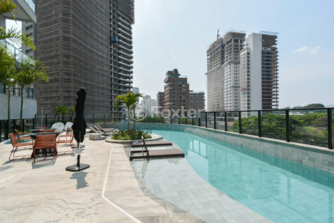 Image 22 - 1030961
