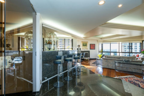 Image 7 - 1030969