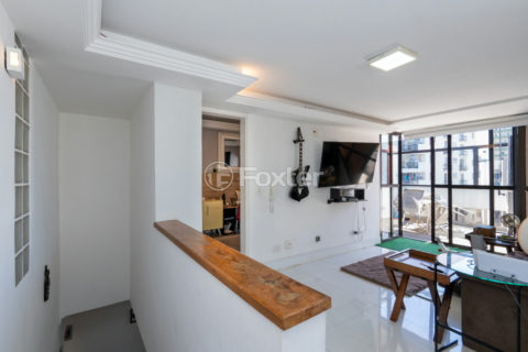 Image 31 - 1030970