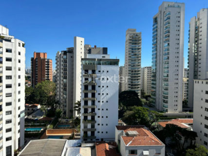 Image 6 - 1030972