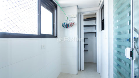 Image 31 - 1030973